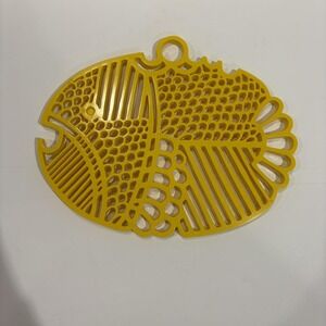 Vintage Dansk Gourmet Design Yellow Fish Trivet MCM Denmark 70s Melamine